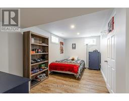 21 STRATHCONA DRIVE - 21