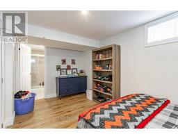 21 STRATHCONA DRIVE - 22