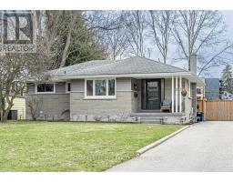 21 STRATHCONA DRIVE - 3