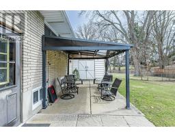 21 STRATHCONA DRIVE - 34