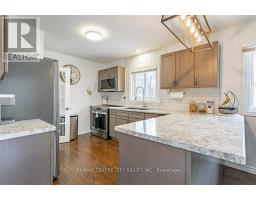 21 STRATHCONA DRIVE - 9