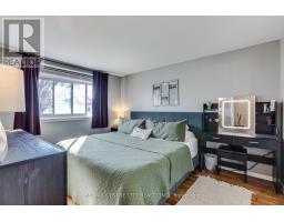 1042 JALNA BOULEVARD - 16