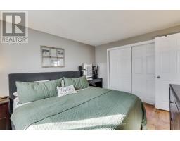 1042 JALNA BOULEVARD - 18