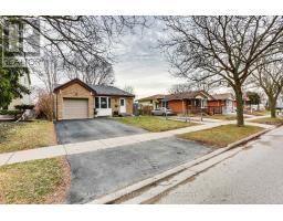 1042 JALNA BOULEVARD - 2