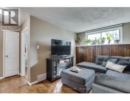 1042 JALNA BOULEVARD - 25