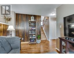 1042 JALNA BOULEVARD - 27