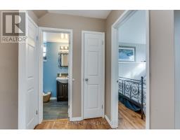 1042 JALNA BOULEVARD - 28