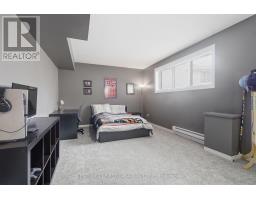 87 GRIEVE PLACE - 22