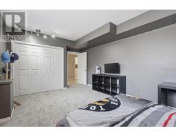 87 GRIEVE PLACE - 23