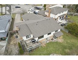 87 GRIEVE PLACE - 40