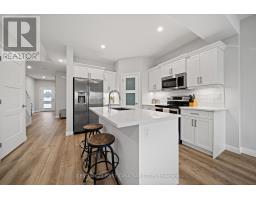 35 - 17 NICHOLSON STREET - 13