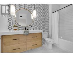 72 ARROWWOOD PATH - 32