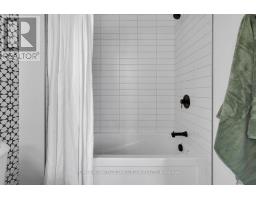 72 ARROWWOOD PATH - 33