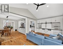 430 MCKENZIE AVENUE - 16