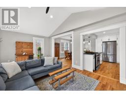 430 MCKENZIE AVENUE - 18