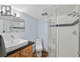 430 MCKENZIE AVENUE - 35