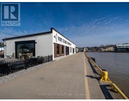 56 COMPRESS TRAIL - 39