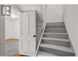 137 OAK STREET E - 14