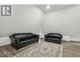 137 OAK STREET E - 19