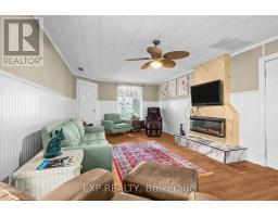 137 OAK STREET E - 8