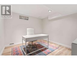 31 MOUNTAINVIEW CRESCENT - 36