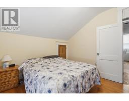 58 WINDSOR AVENUE - 41