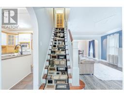 108 MYRTLE STREET - 12