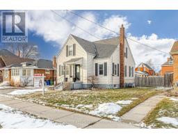 108 MYRTLE STREET - 3