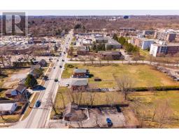 656 HURON STREET - 16