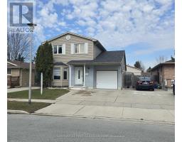 345 BANBURY CRESCENT - 3
