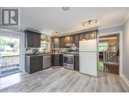 447 WOODMAN AVENUE - 20