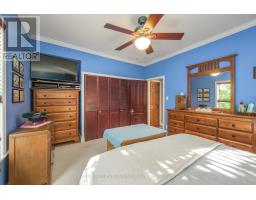 447 WOODMAN AVENUE - 28