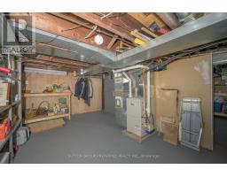 447 WOODMAN AVENUE - 32