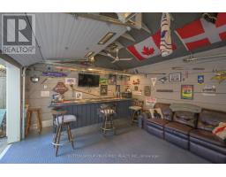 447 WOODMAN AVENUE - 38