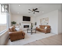 24 POSTMA CRESCENT - 11