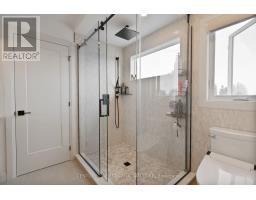 24 POSTMA CRESCENT - 22