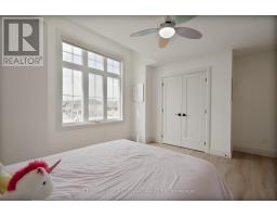 24 POSTMA CRESCENT - 25