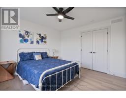 24 POSTMA CRESCENT - 31