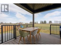 24 POSTMA CRESCENT - 40