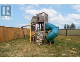 24 POSTMA CRESCENT - 41