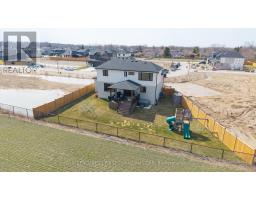 24 POSTMA CRESCENT - 44