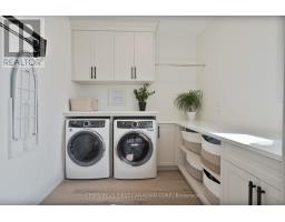 24 POSTMA CRESCENT - 8