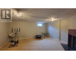 17 - 1138 KIPPS LANE - 13