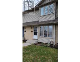 17 - 1138 KIPPS LANE - 2