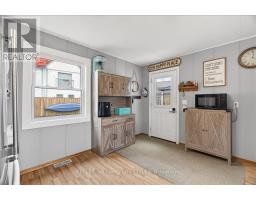 7551 RIVERSIDE DRIVE - 19