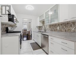 1 - 147 DEVERON CRESCENT - 12