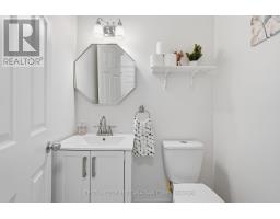 1 - 147 DEVERON CRESCENT - 15