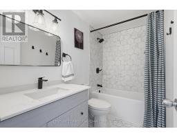 1 - 147 DEVERON CRESCENT - 23