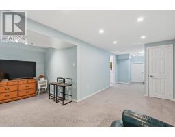 1 - 147 DEVERON CRESCENT - 27