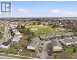 1 - 147 DEVERON CRESCENT - 41